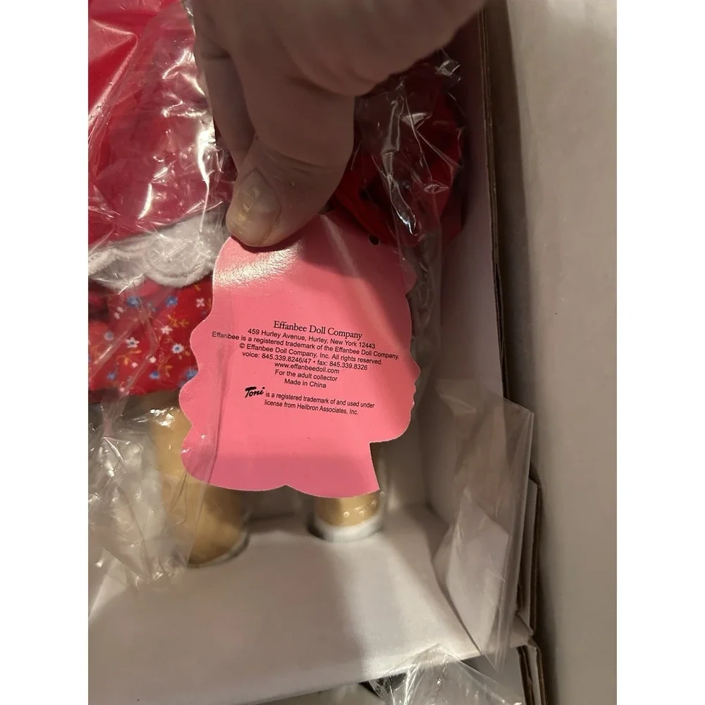Toni Red Riding Hood Collector Doll E6-TNDD-08 New in Box Accessories